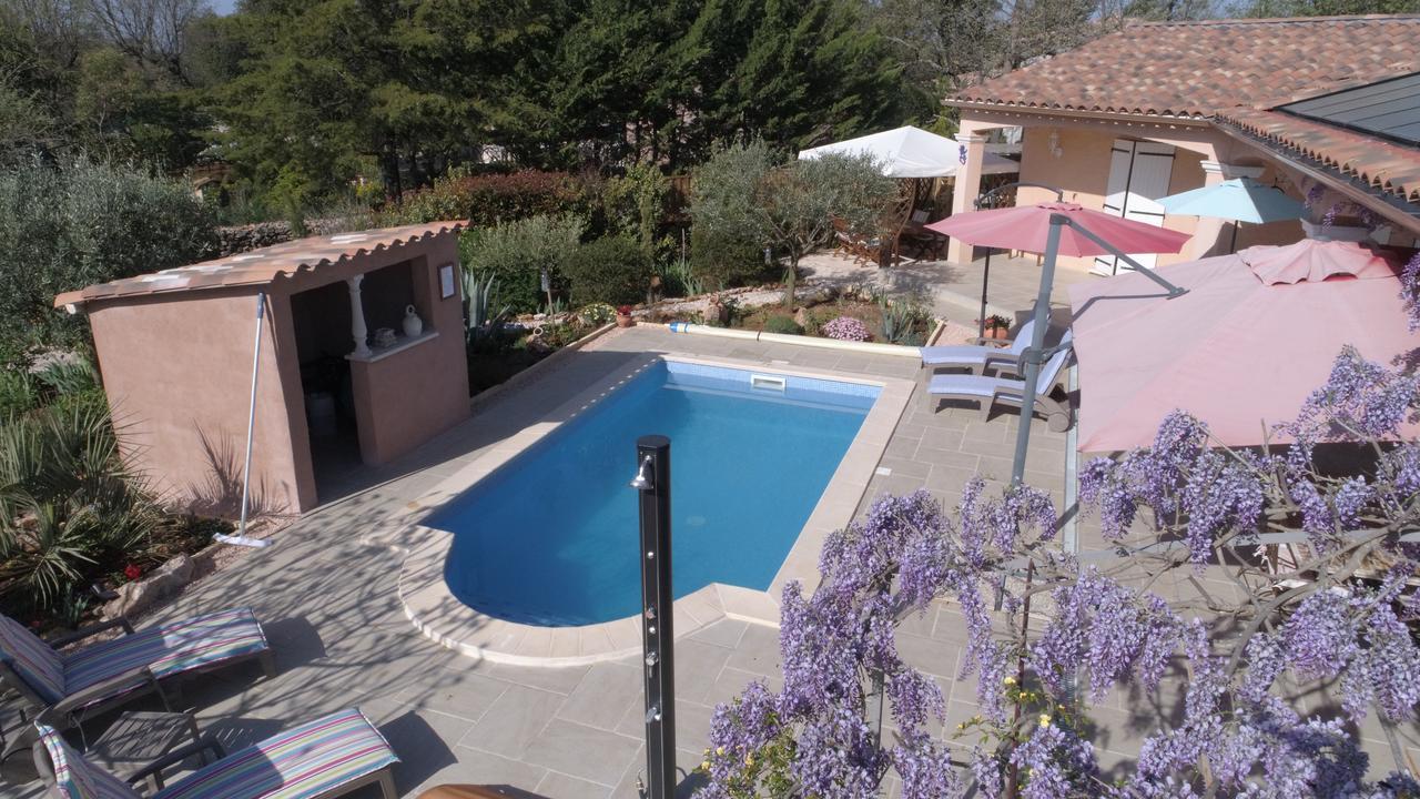 B&B Villa Les Tamaris Régusse Buitenkant foto